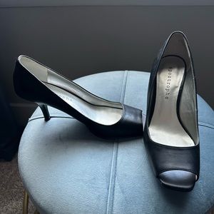 Apostrophe black open toe heel